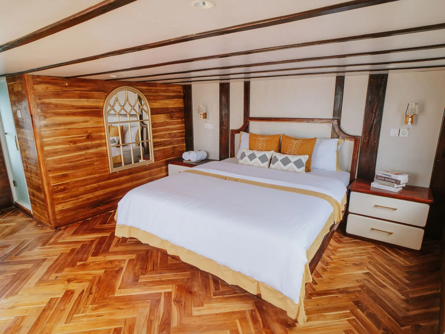 Master Room Bedroom - a