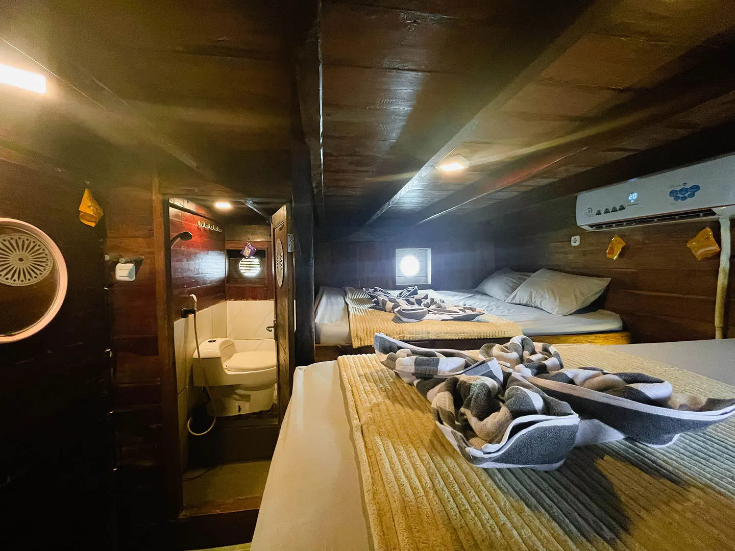 Bathroom 1_Sharing Room 2_Capt Octopus